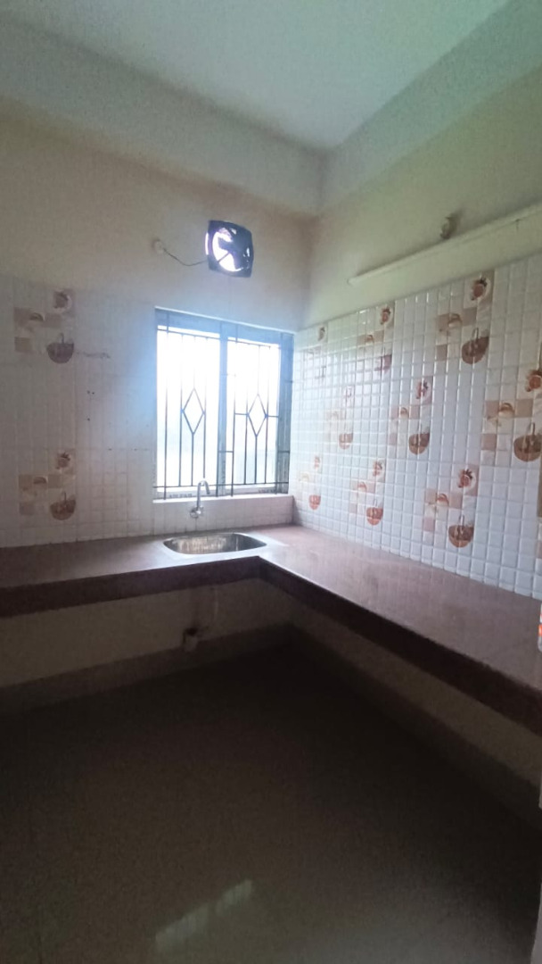 Unfurnished 3bhk in Swaraj Path, Resham Nagar, Khanapara, Guwahati, Assam, India for Rent
